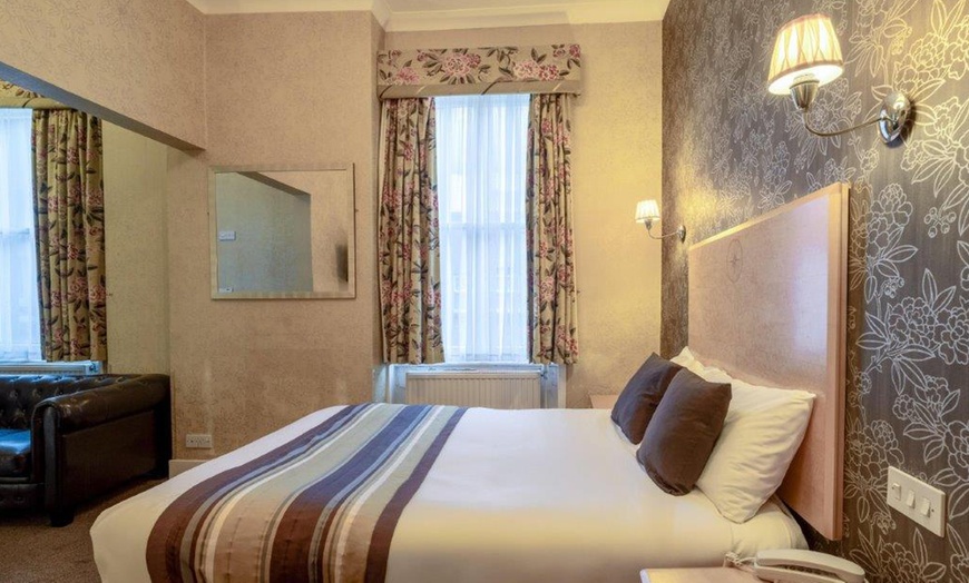 Image 11: Scarborough: Standard Double or Twin with Breakfast
