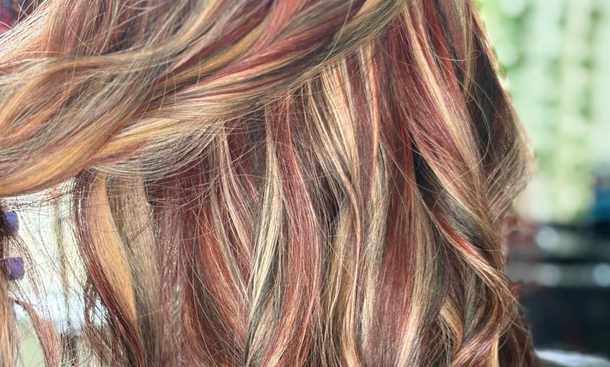 Image 5: Custom Highlight & Lowlight, Full Highlight, Color, Cut & Blowdry