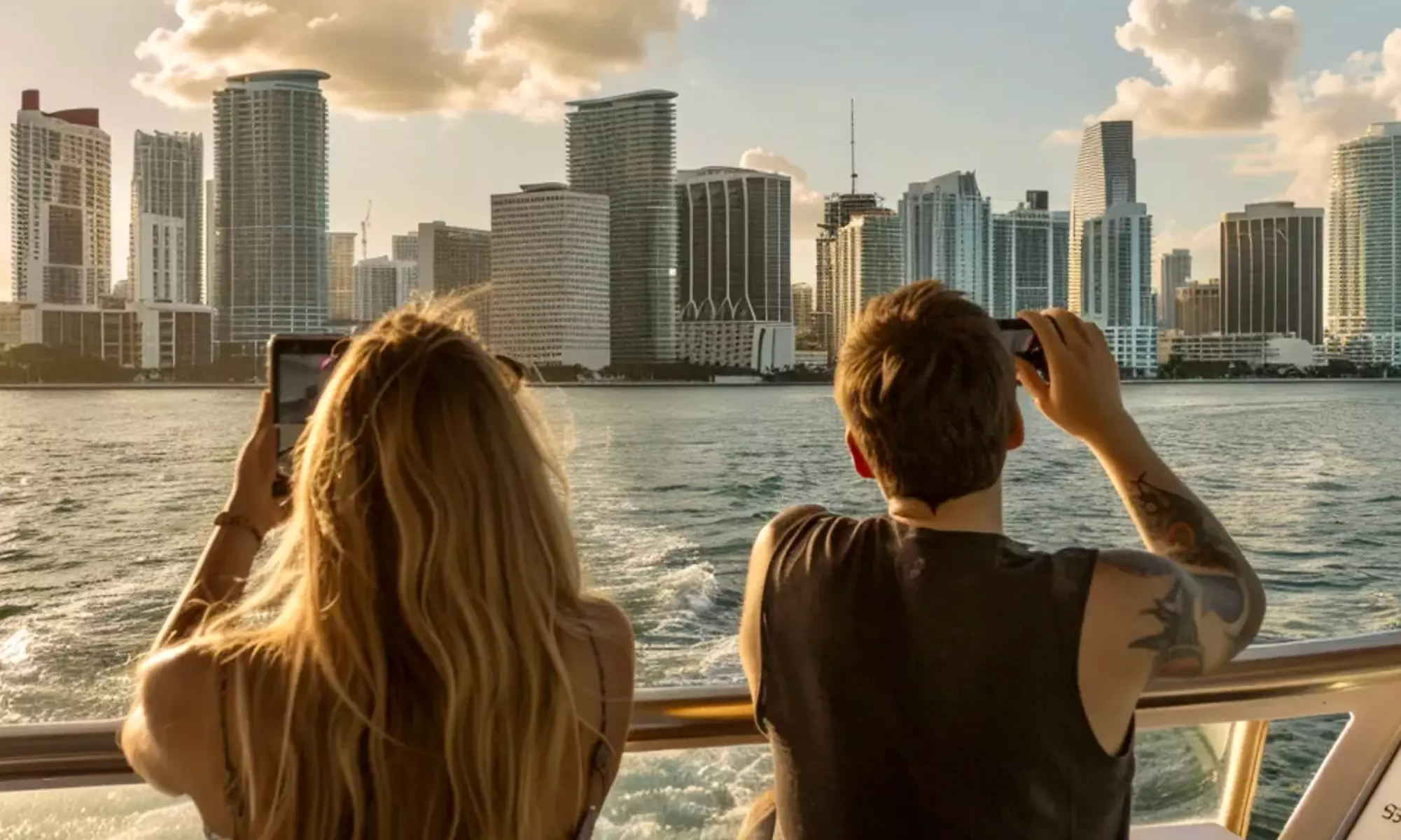 Miami Waterfront Adventure: 90-Minute Cityscape Tour