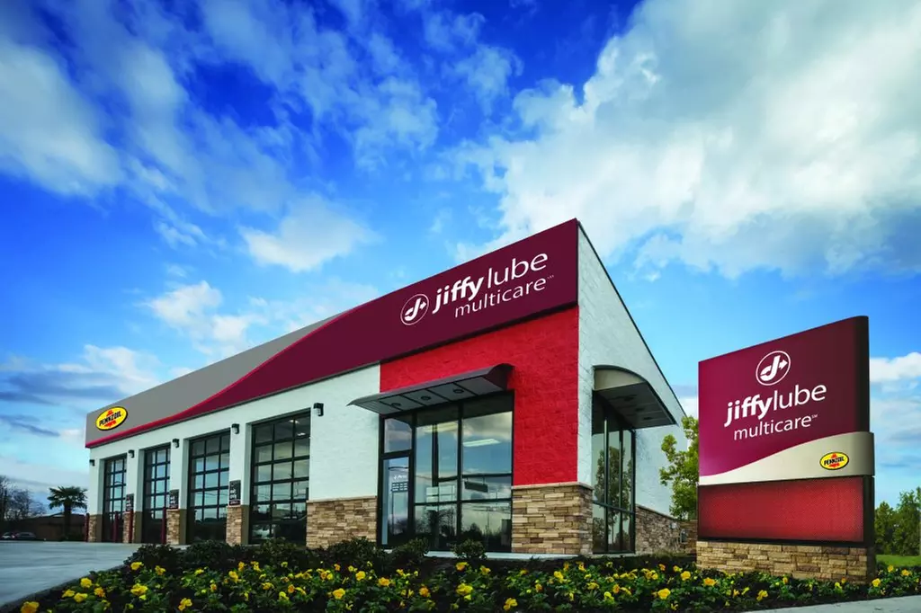 Oil-Change Packages at Jiffy Lube (Up to 46% Off) - Primary Image