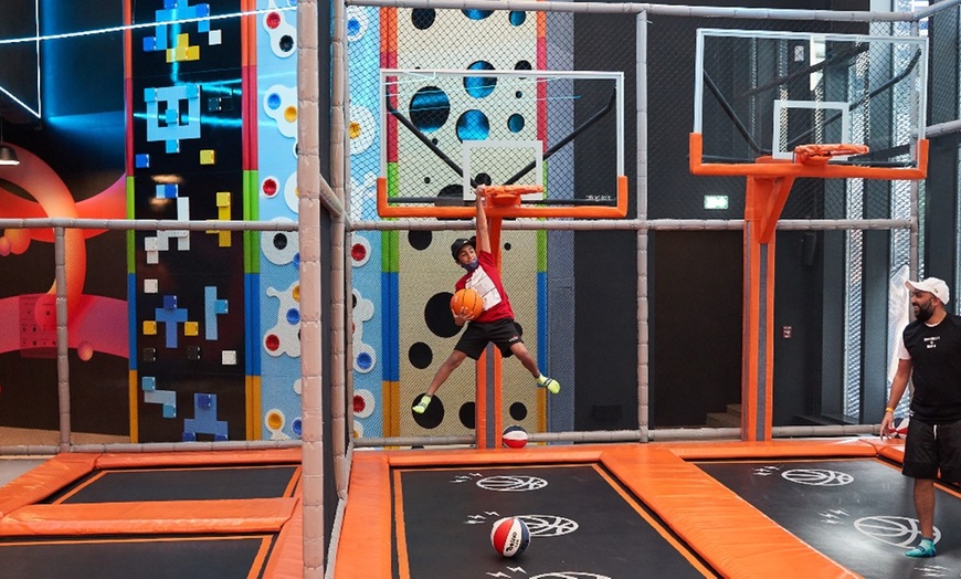 Image 5: Trampoline Park Experience for 1,2 or 4 Juniors on Weekend or Weekdays