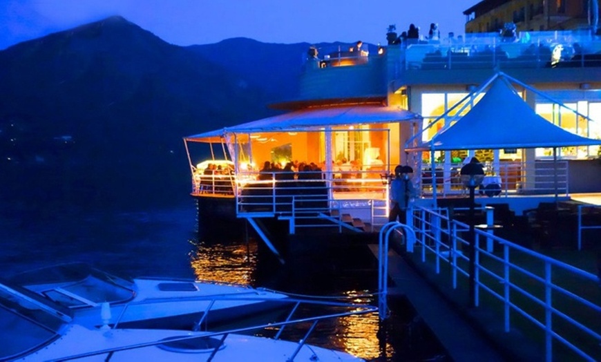 Image 3: Piscina e pranzo al lago di Como