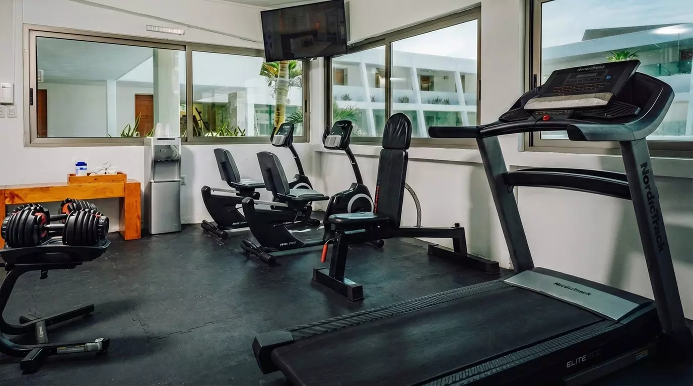 ✈ All-Incl. Paradise: 4 Nights at Flamingo Beach Resort Cancún