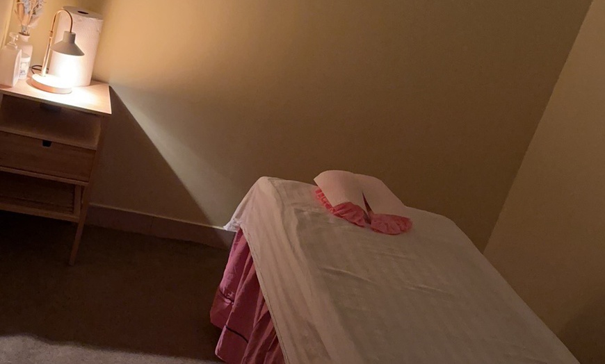 Image 5: Up to 30% Off on Couples Massage at Sakura Massage