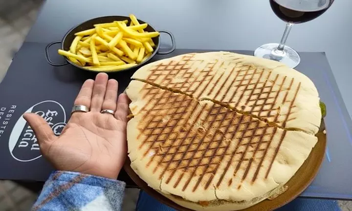 Menú de campero XXL o menú clásico con entrante, principal y bebidas para 2 o 4 personas, con hasta un 38% menos - Primary Image