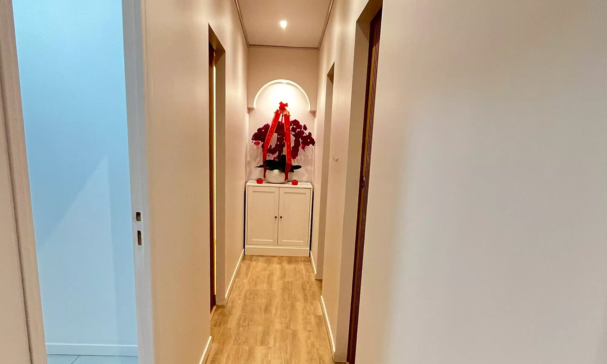 Soin du visage anti-âge ou antifatigue avec Moulin Santé and Beauté