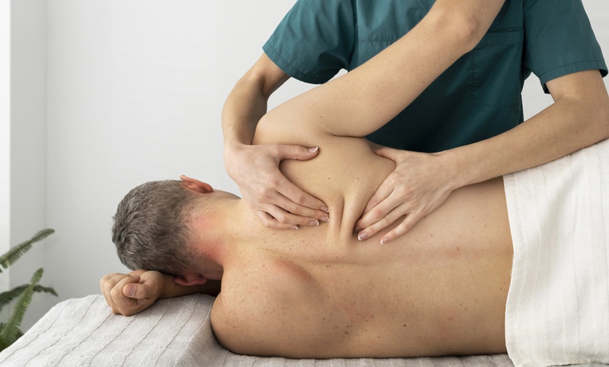 Image 5: Masaje corporal relajante de 30, 45 o 60 minutos para 1 persona