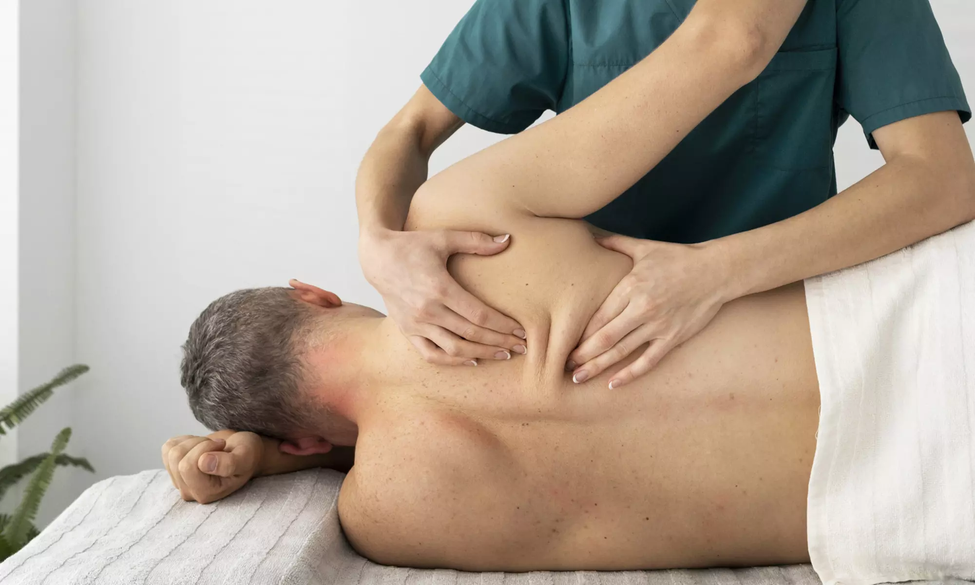 Masaje corporal relajante de 30, 45 o 60 minutos para 1 persona