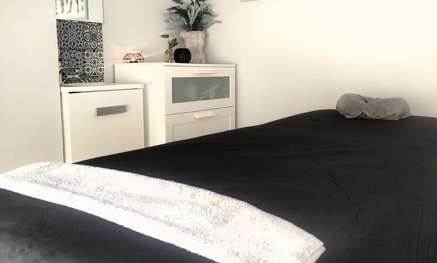 Image 6: Regala desconexión: Ritual de 60 o 90 minutos con masaje a 4 manos