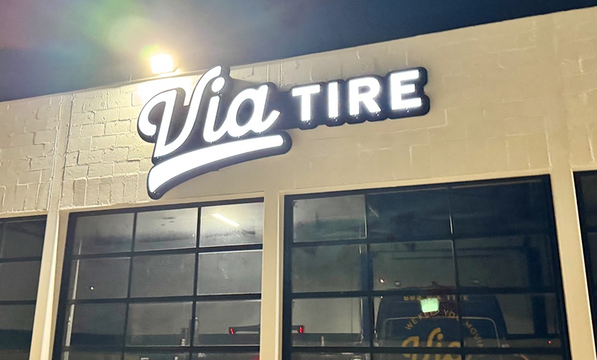 Image 5: Precision Wheel Alignment with all 4 Wheels High Speed Balance