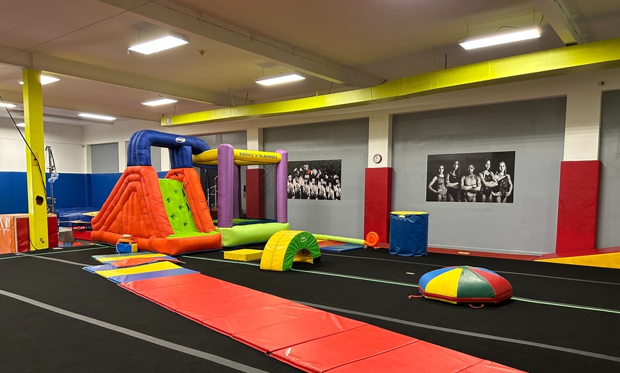 Image 4: Ignite Confidence & Build Skills: Kids Gymnastics Classes (Ages 3-12)