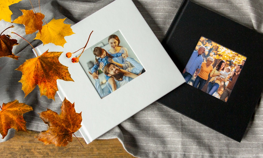 Image 2: Livre photo premium carré avec Colorland