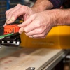 Image 2: Alpine Ski Wax & Edge for Effortless Slope Sliding