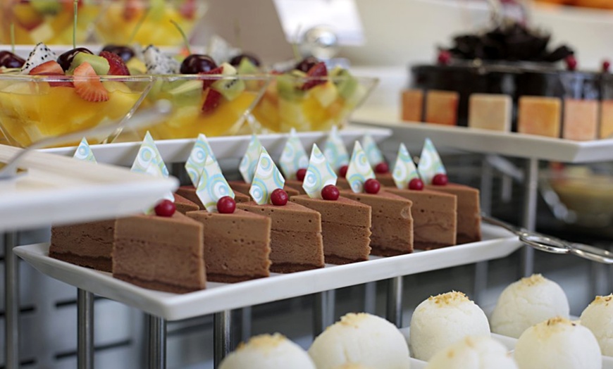 Image 10: 5* Dinner buffet with soft drinks For One Child or Up to 4 Adults
