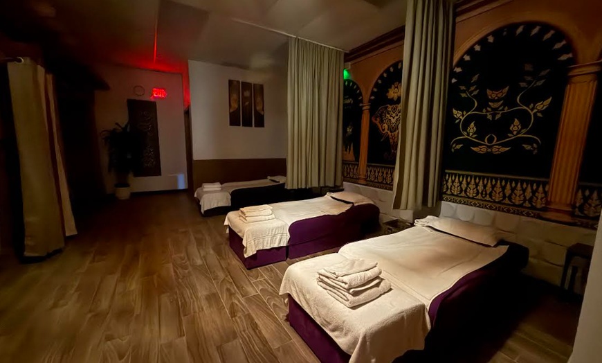 Image 2: 30-Minute Foot Reflexology w/ Sea Salt Soaking, Hot Stone, and More