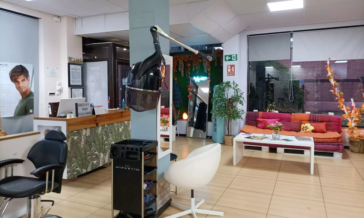 Manicura, pedicura o manicura y pedicura semipermanente