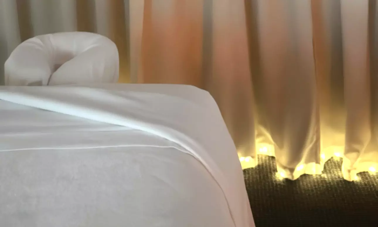 Unwind with One or Two 60-Minute Swedish Massages at Massage Team