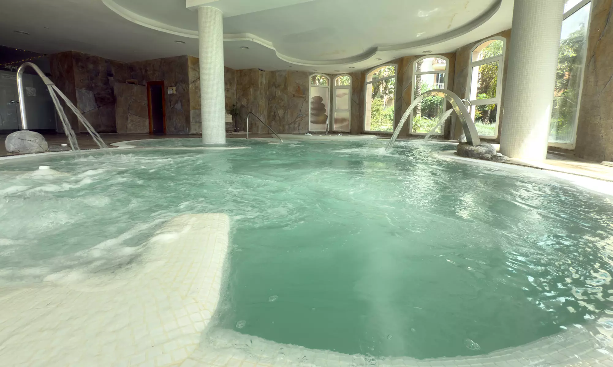 Circuito termal para 2, masaje oriental y opción a mascarilla corporal