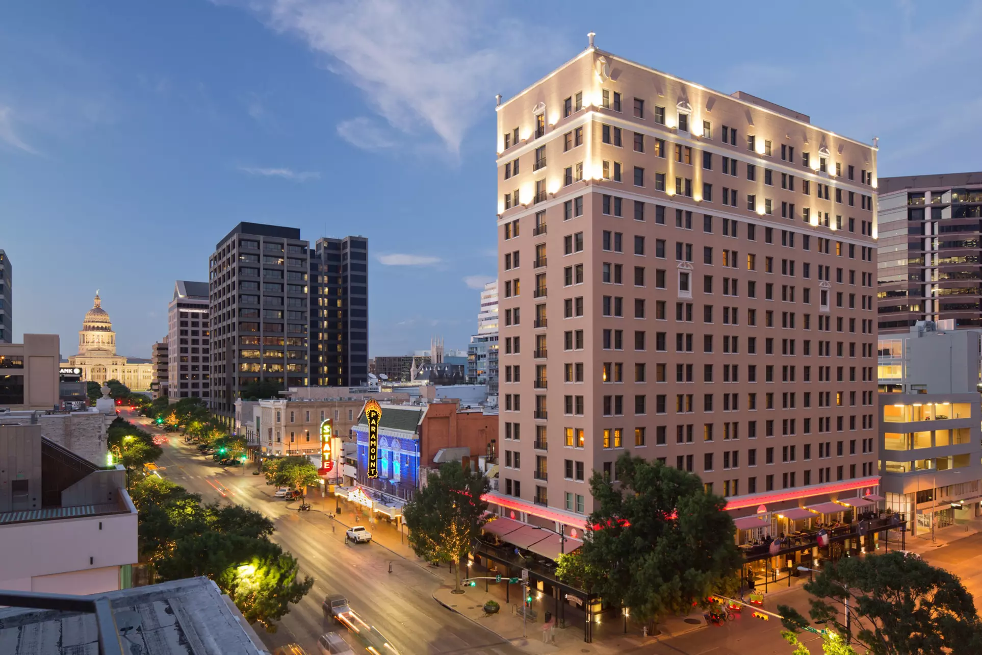 Stay in Austin, TX with Elegant Charm & Prime Downtown Location