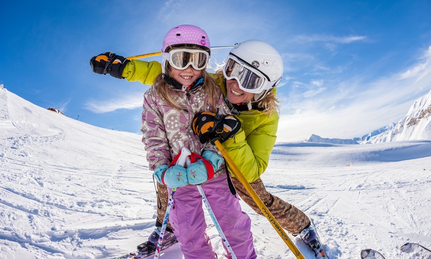 Image 1: Évasion en famille : ski et aventures au Val d'Allos