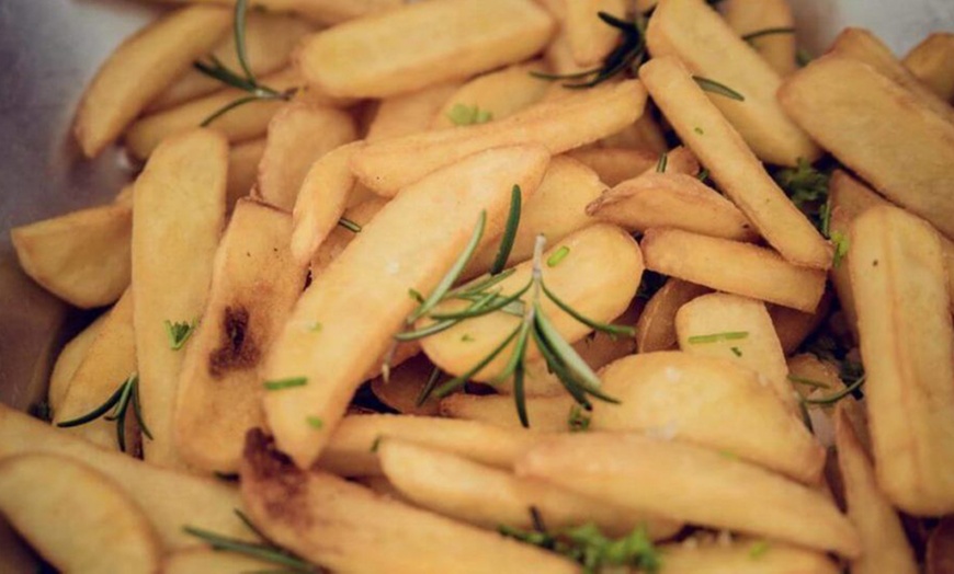 Image 6: 1 Burger oder 5er-Stempelkarte nach Wahl inkl. Beilage für 1 Person