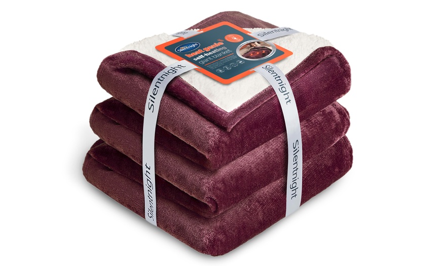 Image 9: Silentnight Heat Genie Self-Heating Blanket
