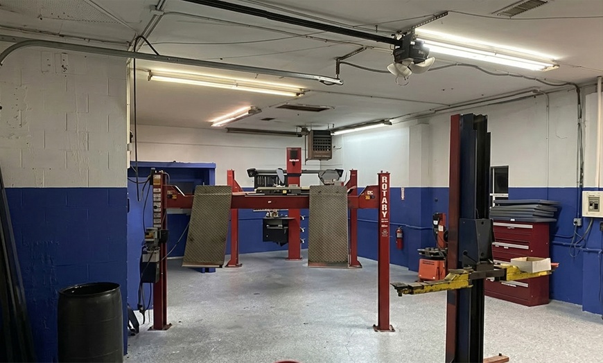 Image 4: Keep Your Engine Running Smoothly with Professional Oil Changes