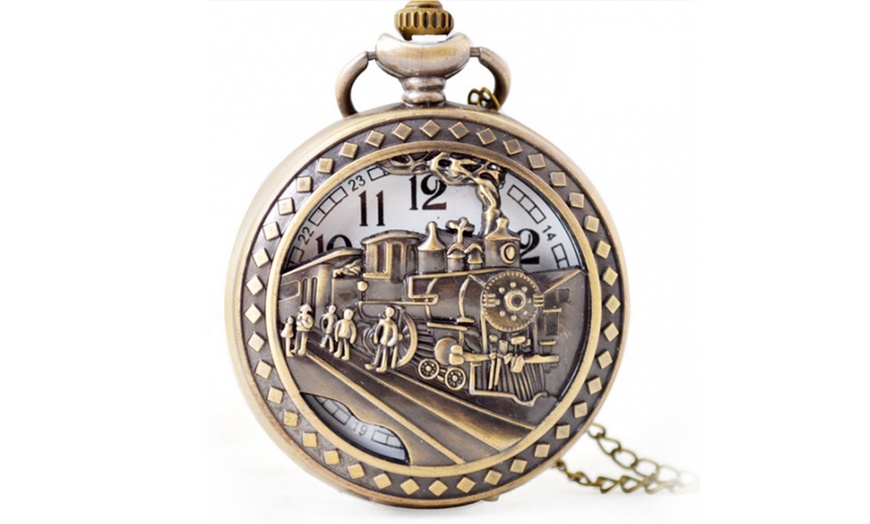 Image 9: Clamshell Unisex Pocket Watch