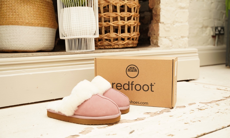 Image 29: Redfoot Ladies Sheepskin Slippers