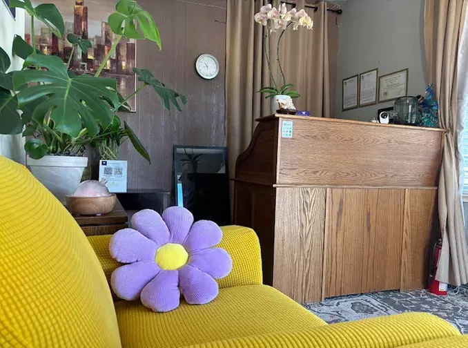 Relax with a Swedish/Deep Tissue Massage for Single or Couples