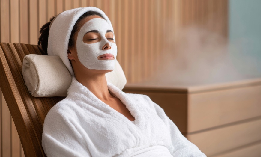 Image 5: Indulge in Pampering Packages with Massages, Facials and Drinks!