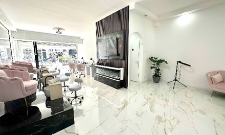 1x borstlift behandeling van ca. 20 minuten - Seven Sisters Beauty