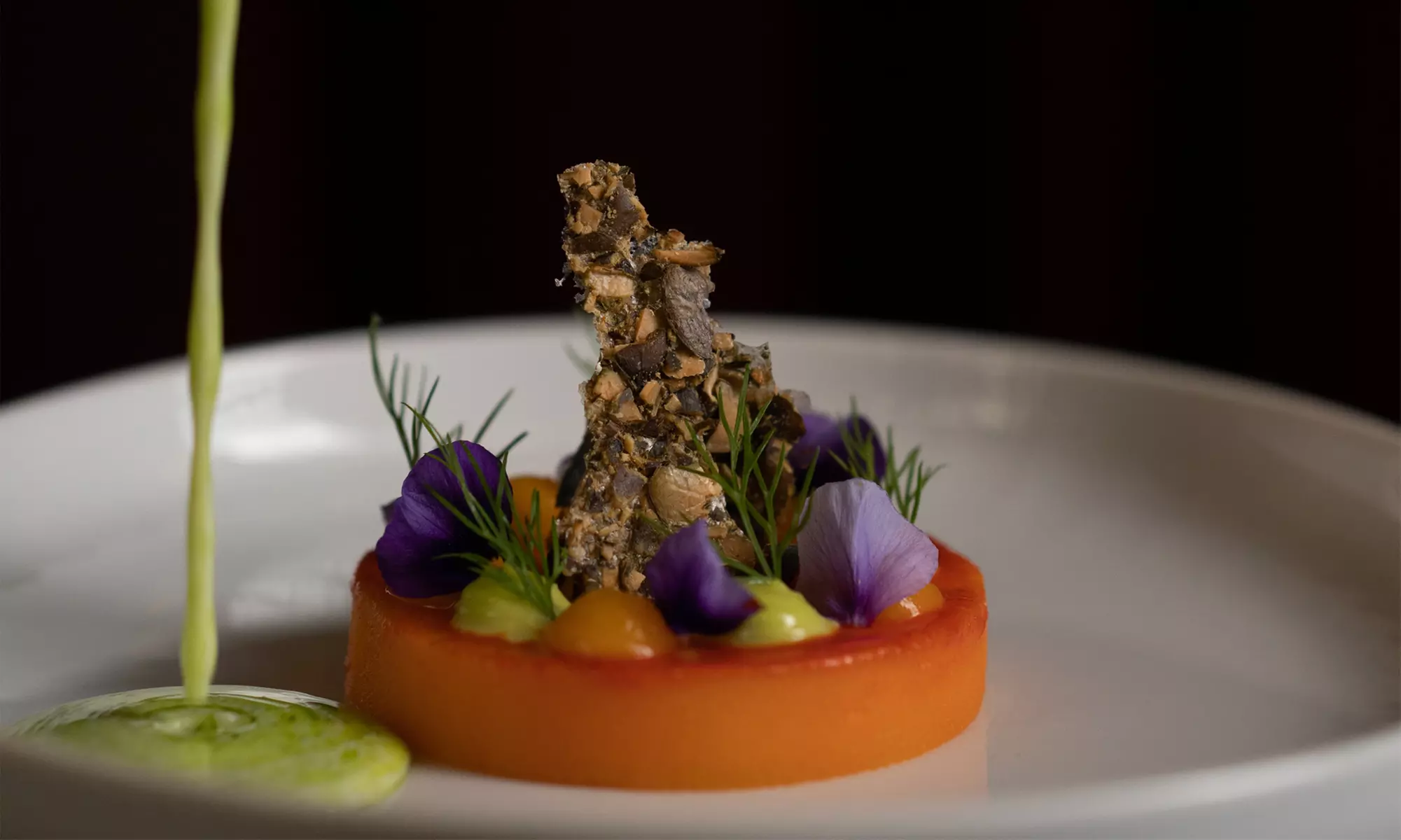 Entdecke den kulinarischen Himmel: 6-Gänge-Menü im Michelin-Restaurant