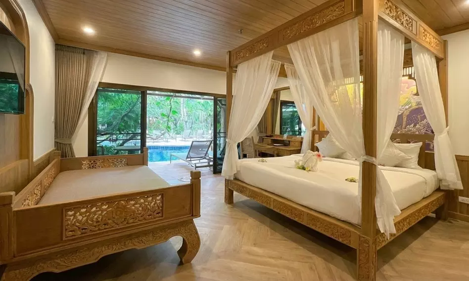 ✈︎ 10‑Night Thailand Island Escape with Flights