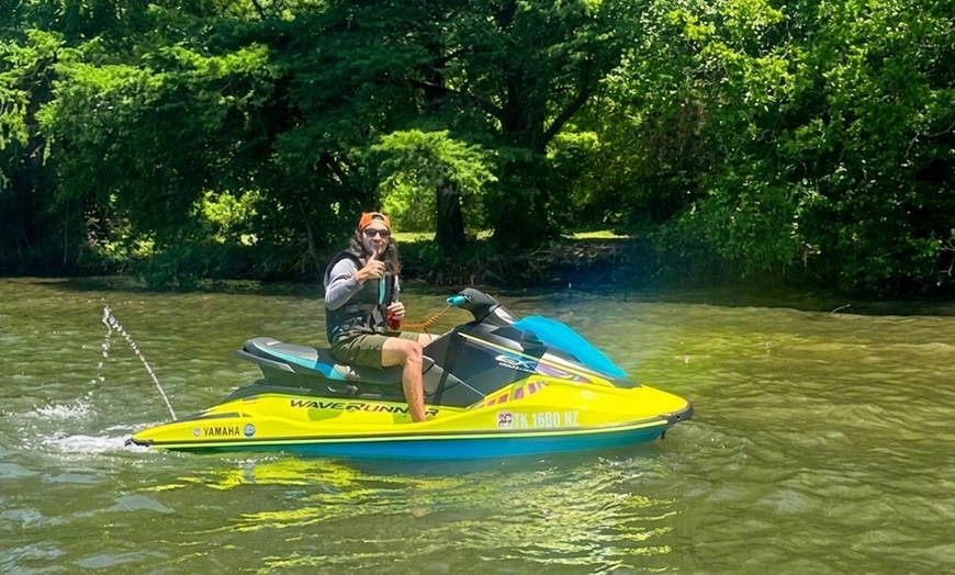 Image 2: Visit Iconic Spots with 1 or 2 Jet Ski Rentals for 2 or 4 Hours