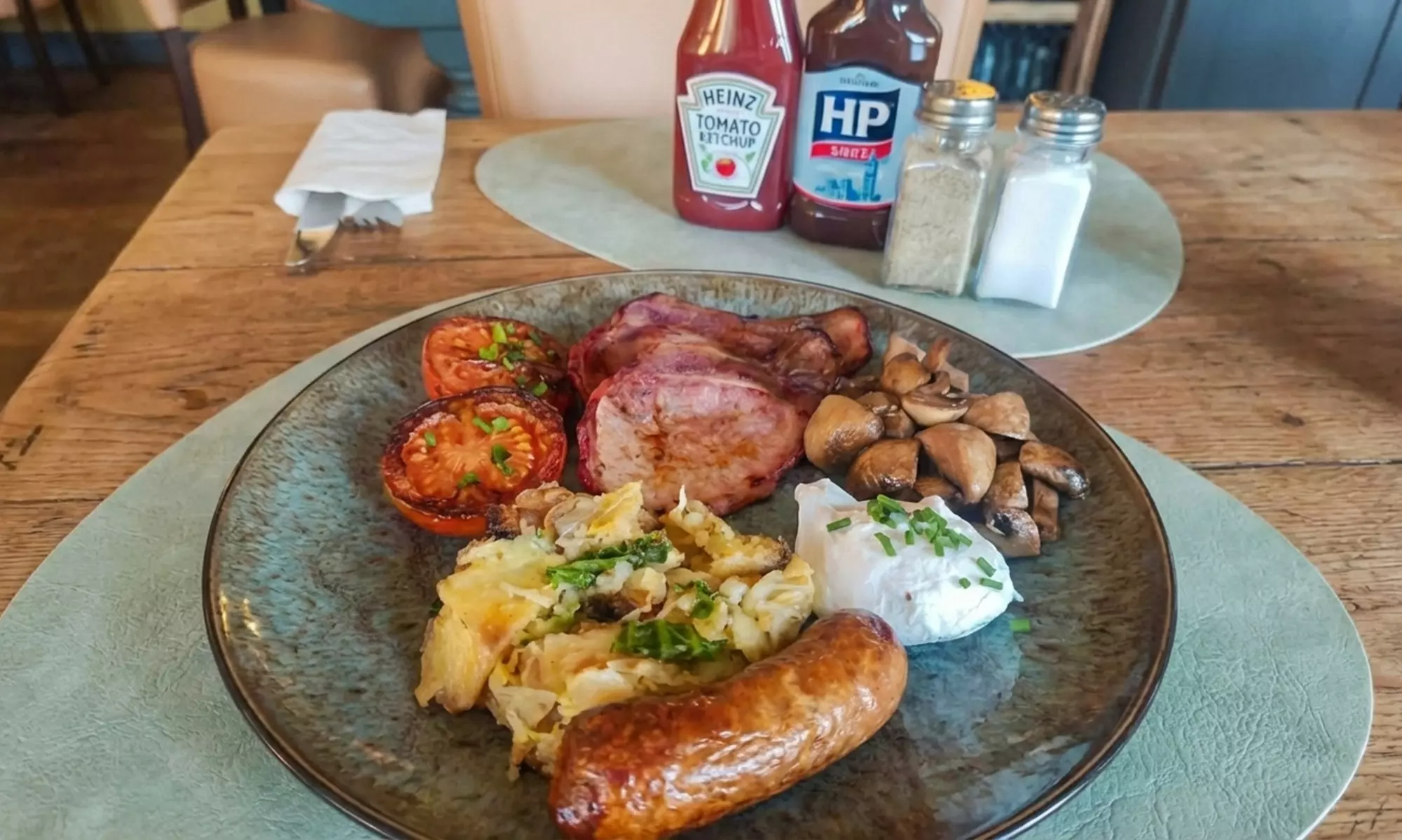 Brunch with a Hot Drink for 1, 2 or 4