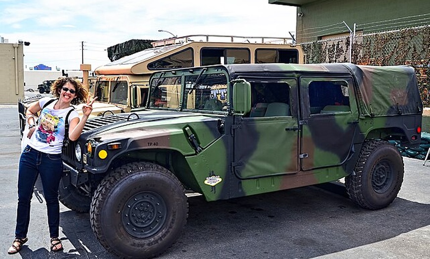 Image 8: ✈ Viva Las Vegas: The Ultimate 4-Day with Air & Hotel