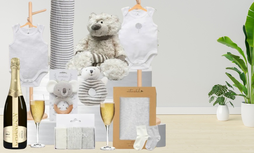 Image 9: Save Big: Spend $10 and Get 40% Off ANY Gift Hampers on Site