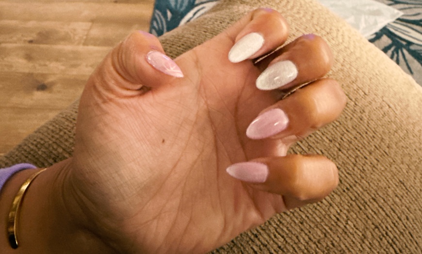 Image 2: Hard Gel Overlay Strengthens and Supports Natural Nail Growth, Needing Only a Refill (Up to 18% Off)