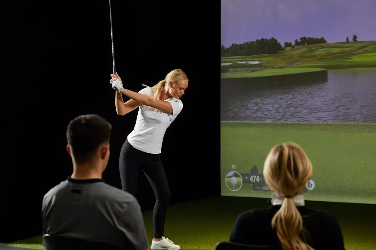 Experience Up to 4 Hours of Indoor Golf Fun with Bay Rental 