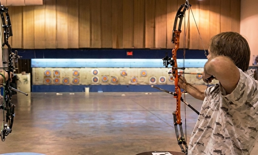 Image 3: Archery Experience Private Event – Las Vegas