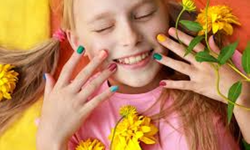 Image 2: Two-Kid, Four-Kid, or Six-Kid Creative Play Date Packages W/ Drop-Off