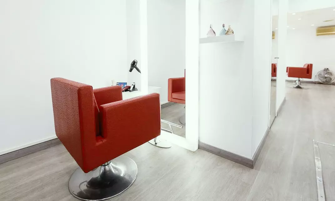 Sesión de peluquería con lavado y corte y opción a mascarilla y masaje