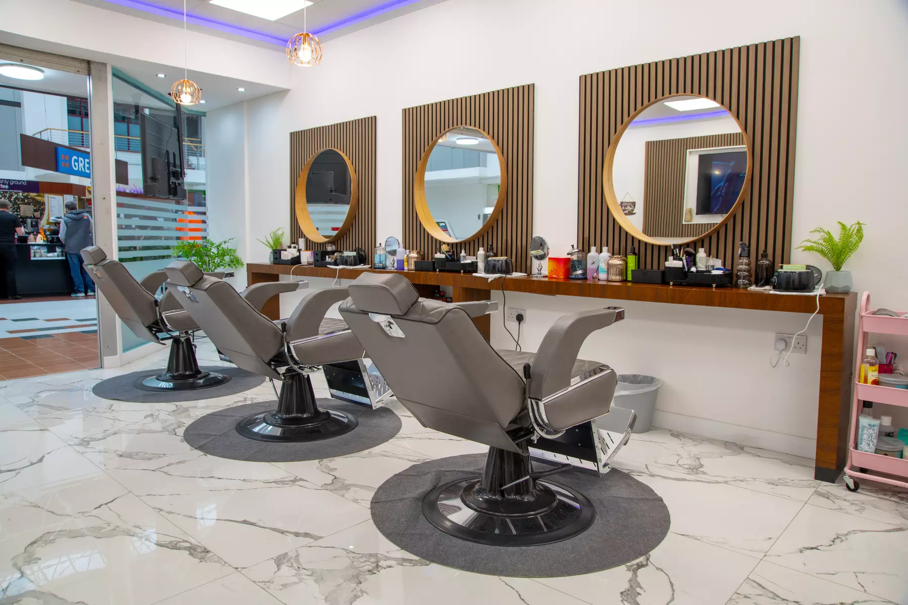 Luxurious Facial With Choice of Mani Or Pedicure Or Both