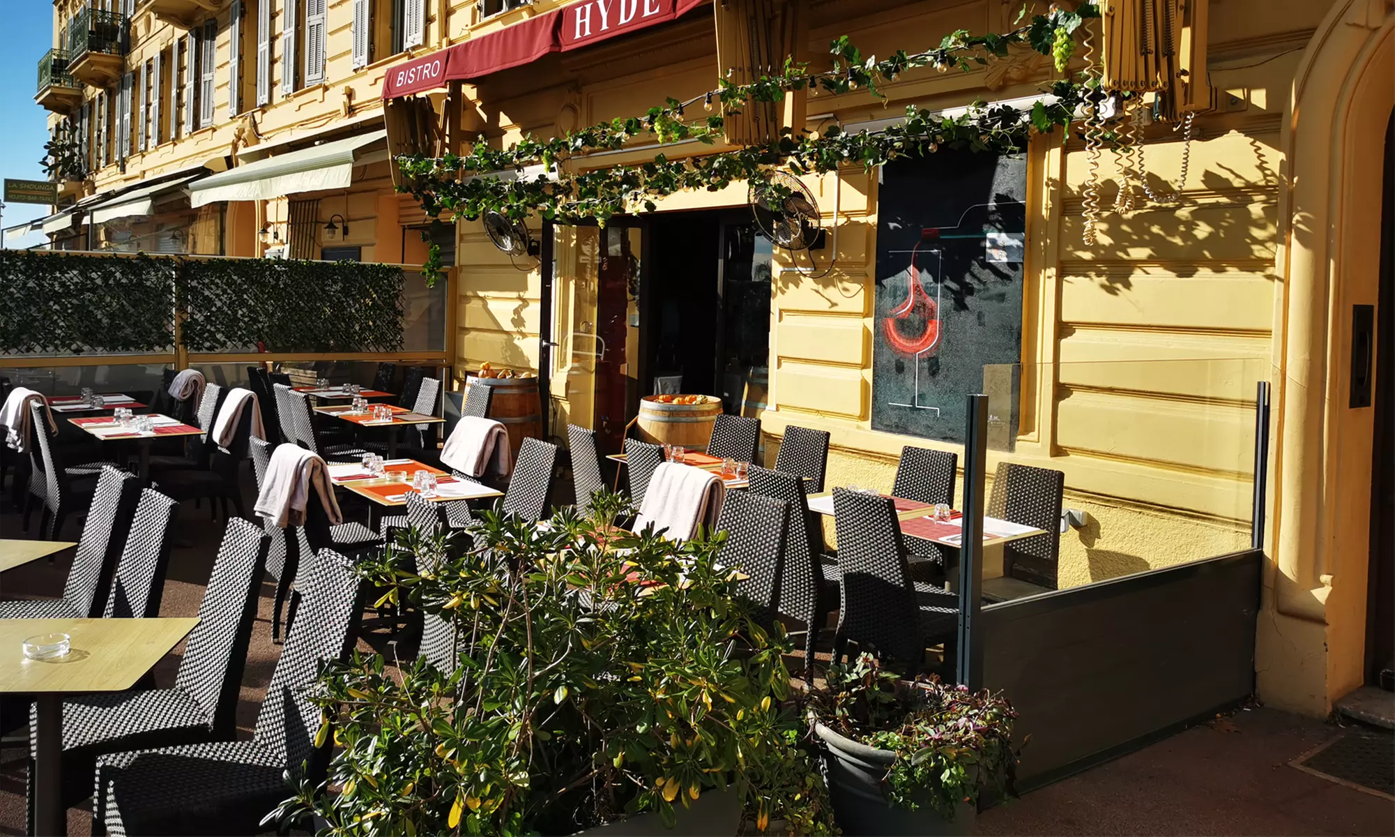 Menu bistronomique face au port au Hyde Bistro à Nice