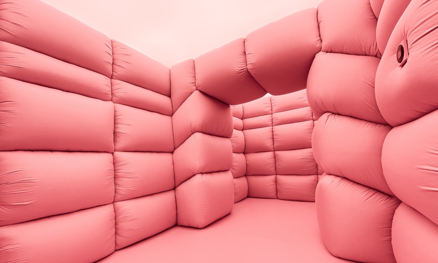 Image 8: Moco Museum: Banksy, Warhol & meer in een villa vol verrassingen