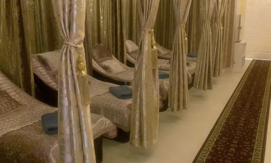 Image 3: Singles or Couples Body Massage with Hot Stones at Healthy Foot Spa