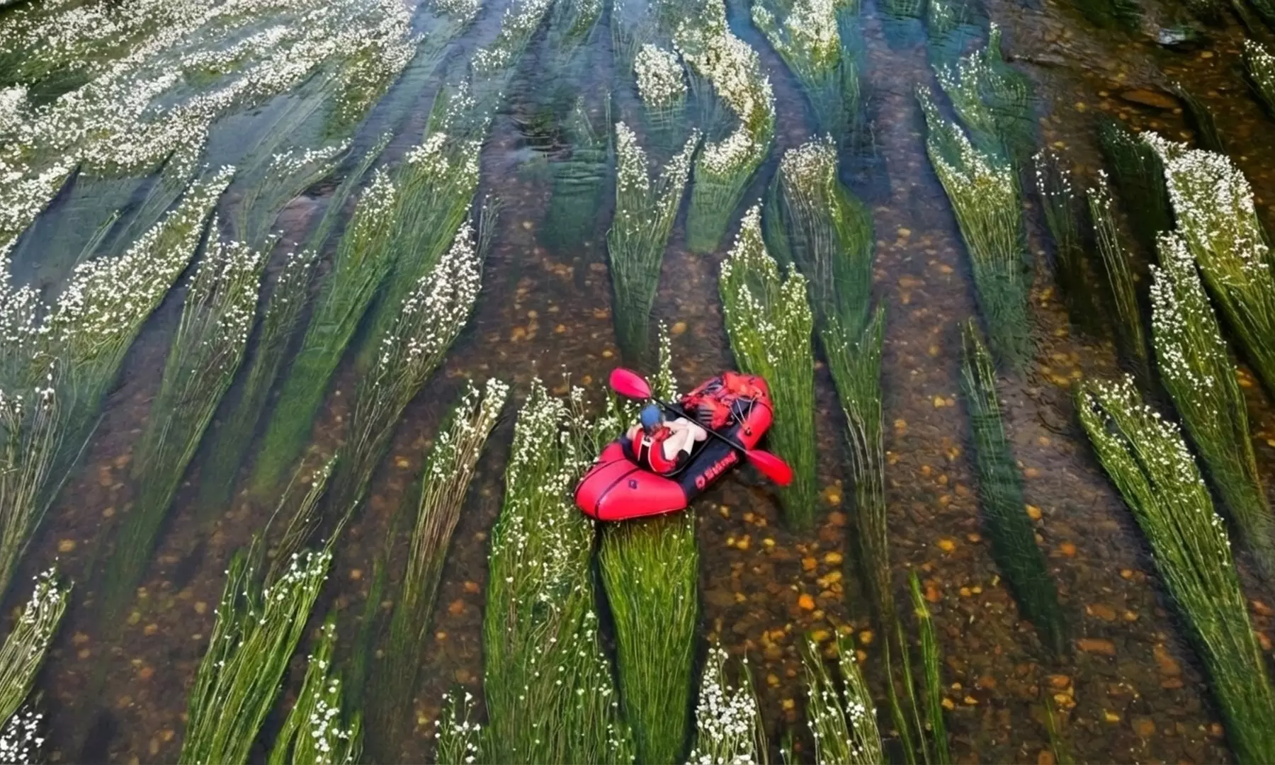 Du randonneur à l'aventurier de l'eau : le packrafting pour 1 ou 2