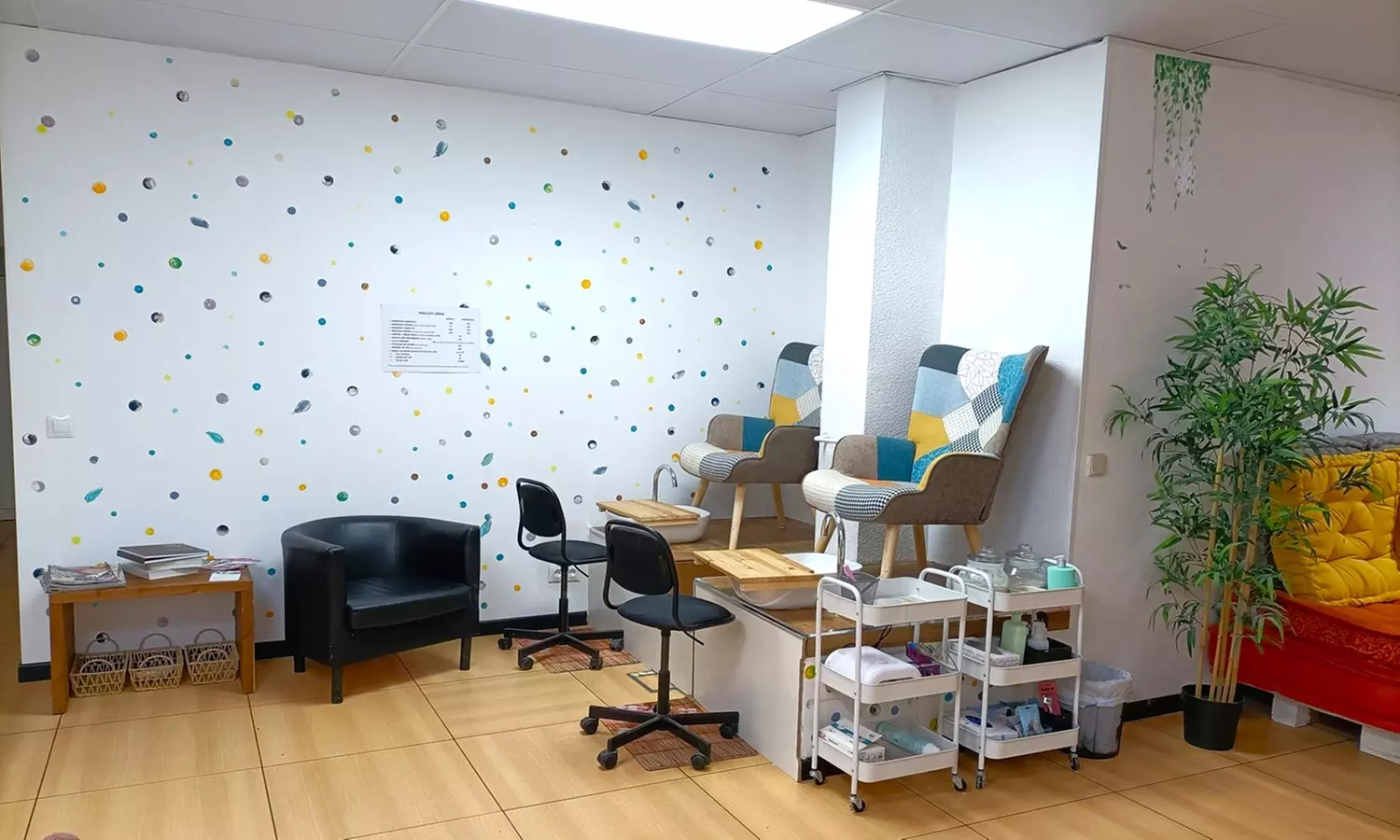 Manicura, pedicura o manicura y pedicura semipermanente