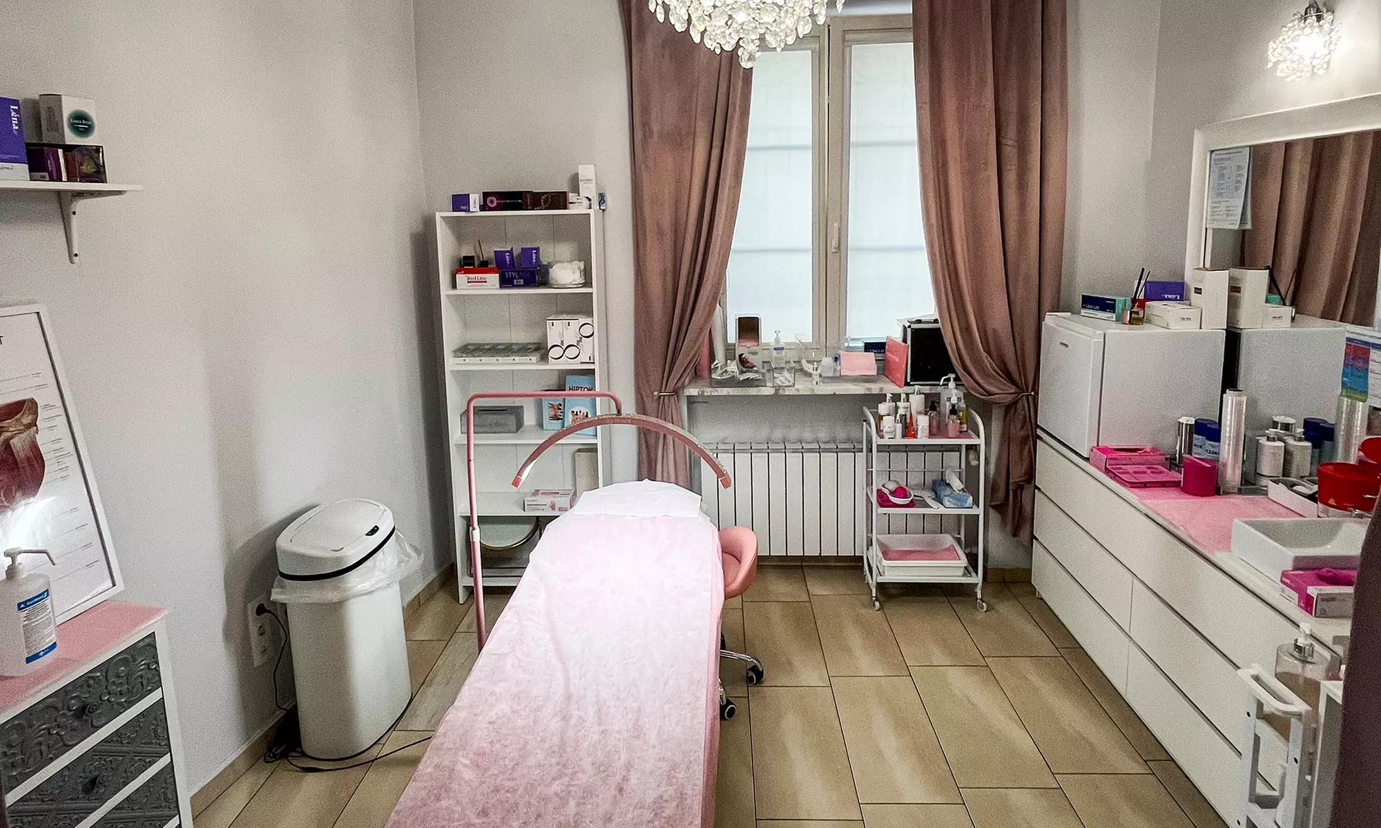 Podkreśl swoje brwi z makijażem permanentnym: 4 metody do wyboru